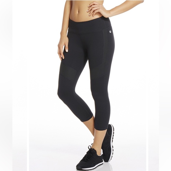Fabletics Women’s Marina Capri Leggings - Picture 1 of 6